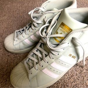 Adidas | Seafoam Green High Top Shell Toe M9/W11